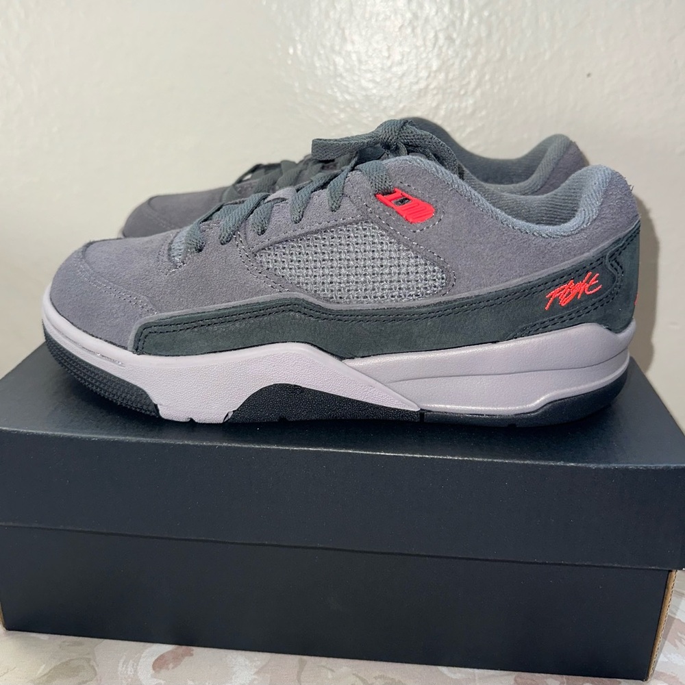 👟 Jordan Flight Court (GS) – Talla 6.5Y / 39 EUR